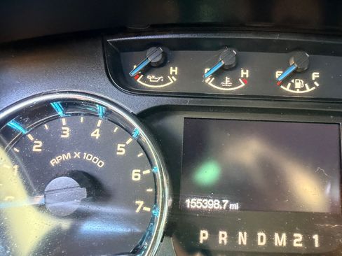 Used 2014 Ford F150 XLT w/ Equipment Group 302A Luxury image 5