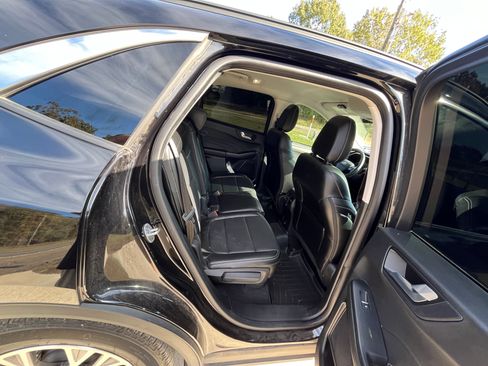 Used 2022 Ford Escape SEL image 15