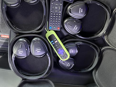 Used 2020 Ford Transit 250 Medium Roof AWD w/ Upfitter Package image 22