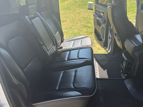 Used 2022 RAM 1500 Laramie image 14