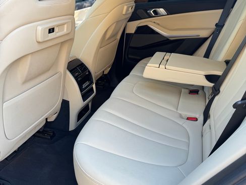 Used 2021 BMW X5 sDrive40i w/ Premium Package 2 image 5