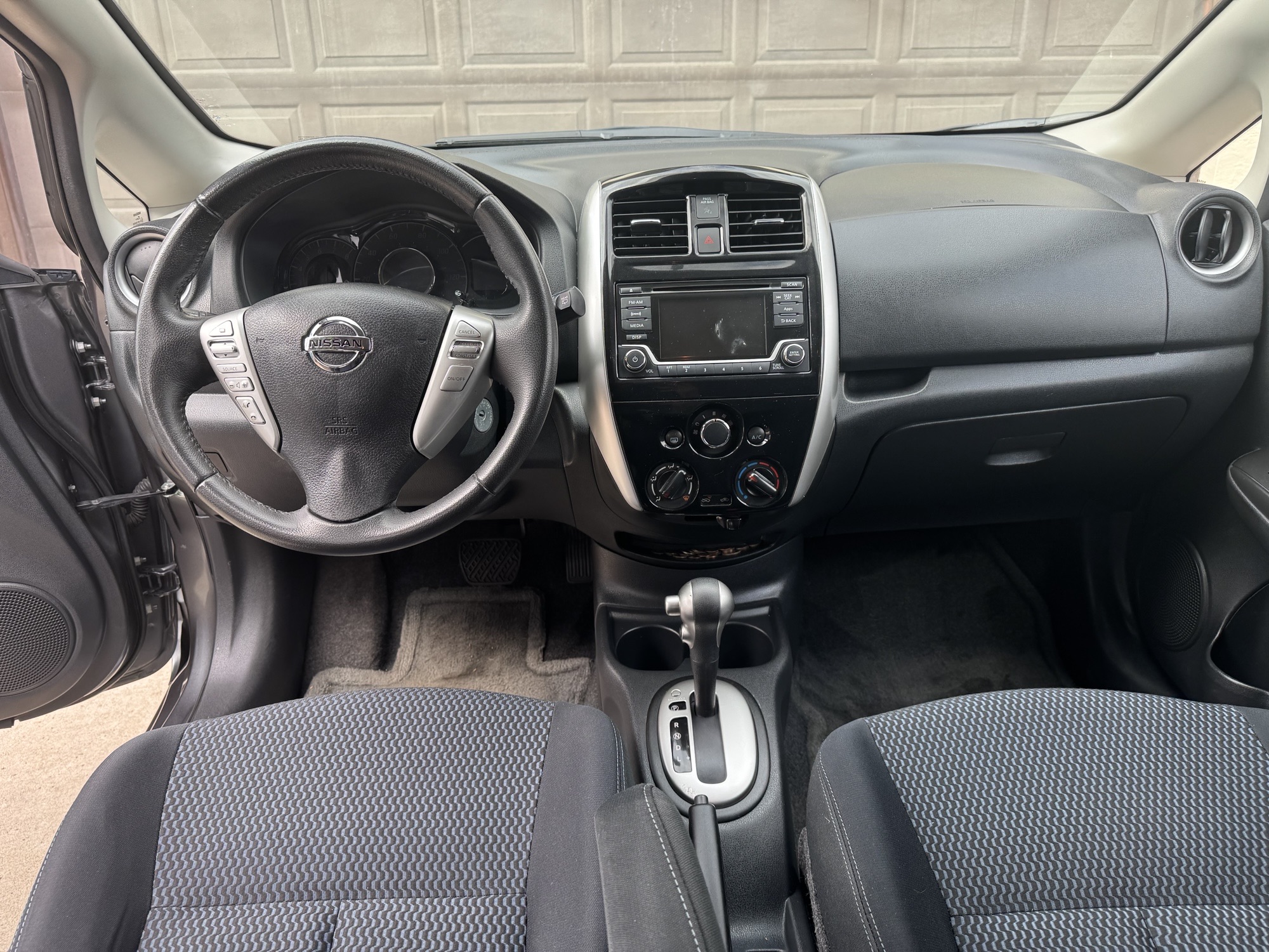 Used 2016 Nissan Versa Note SV FWD image 5