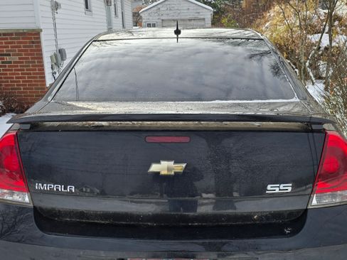 Used 2009 Chevrolet Impala SS w/ Convenience Package image 9