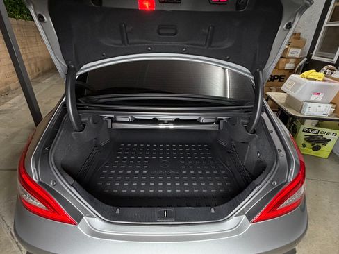 Used 2012 Mercedes-Benz CLS 63 AMG image 28