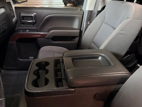Used 2019 GMC Sierra 1500 SLE w/ SLE Value Package AWD/4WD image 15