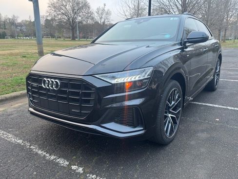 Used 2020 Audi Q8 Premium Plus image 5