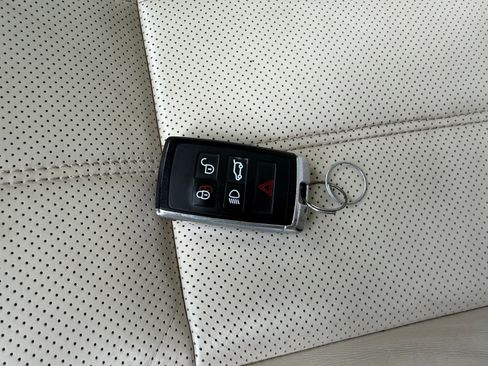Used 2019 Land Rover Range Rover Sport HSE AWD/4WD image 17