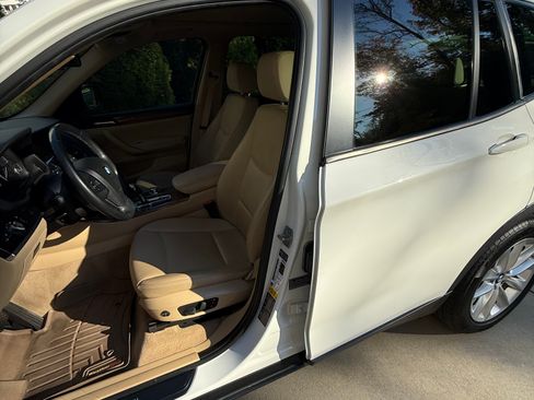 Used 2014 BMW X3 xDrive28i image 4