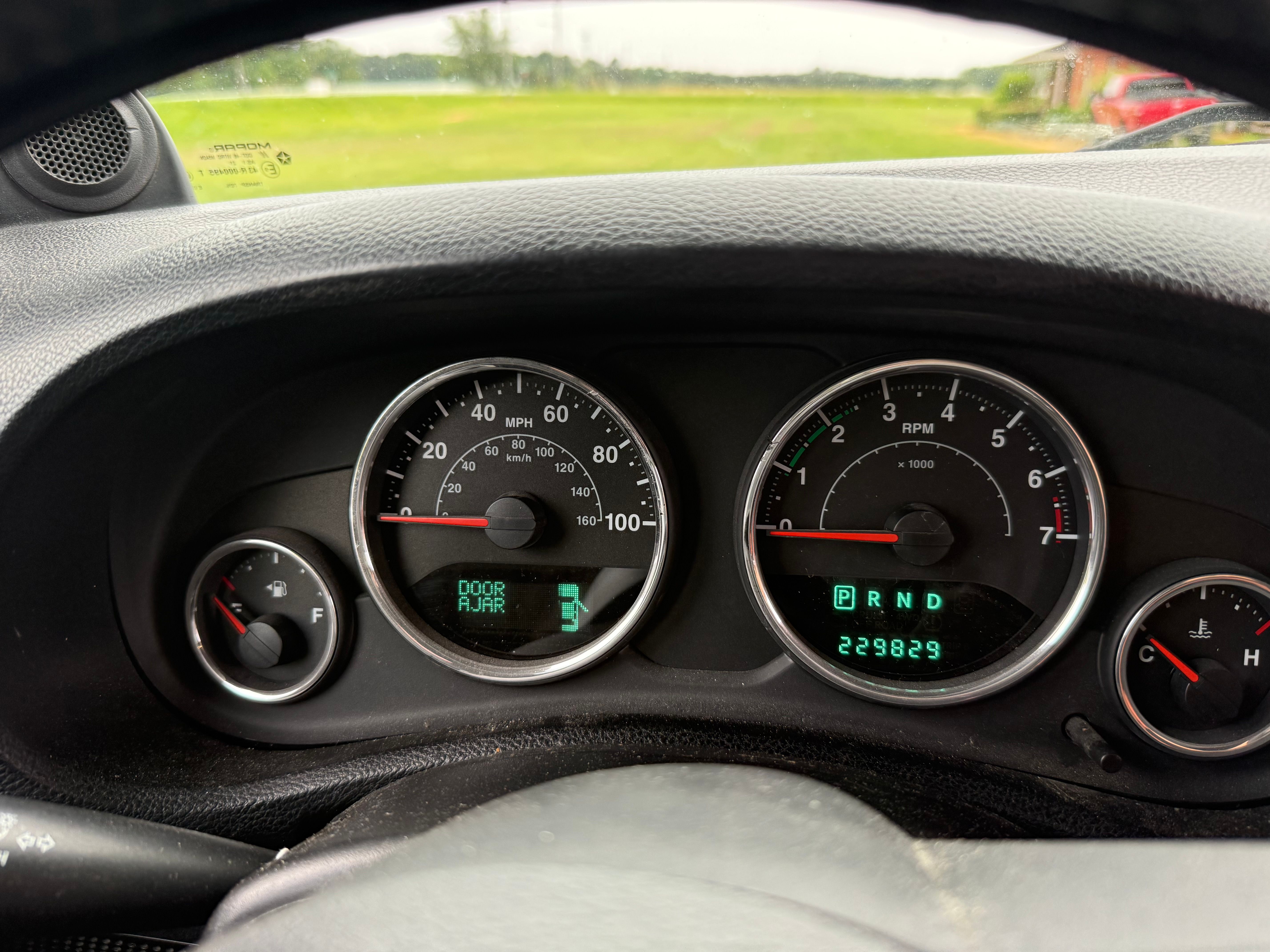 Used 2014 Jeep Wrangler Sport AWD/4WD image 2