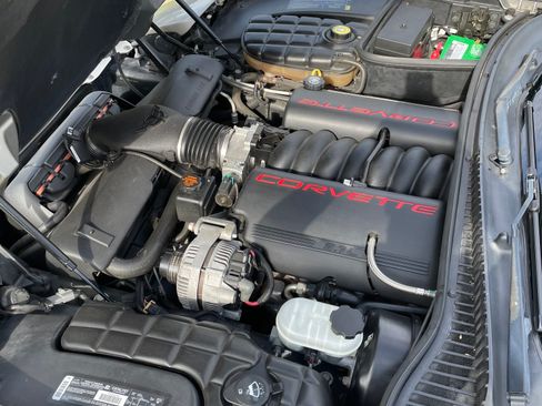 Used 2002 Chevrolet Corvette Coupe w/ Preferred Equipment Group2 RWD image 14