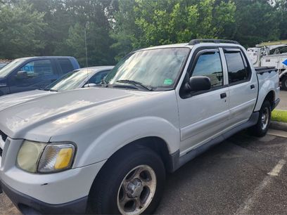 Used 2005 Ford Explorer Sport Trac XLS