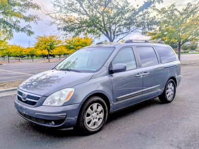 Used 2007 Hyundai Entourage SE