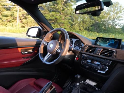 Used 2016 BMW 340i xDrive Sedan image 14