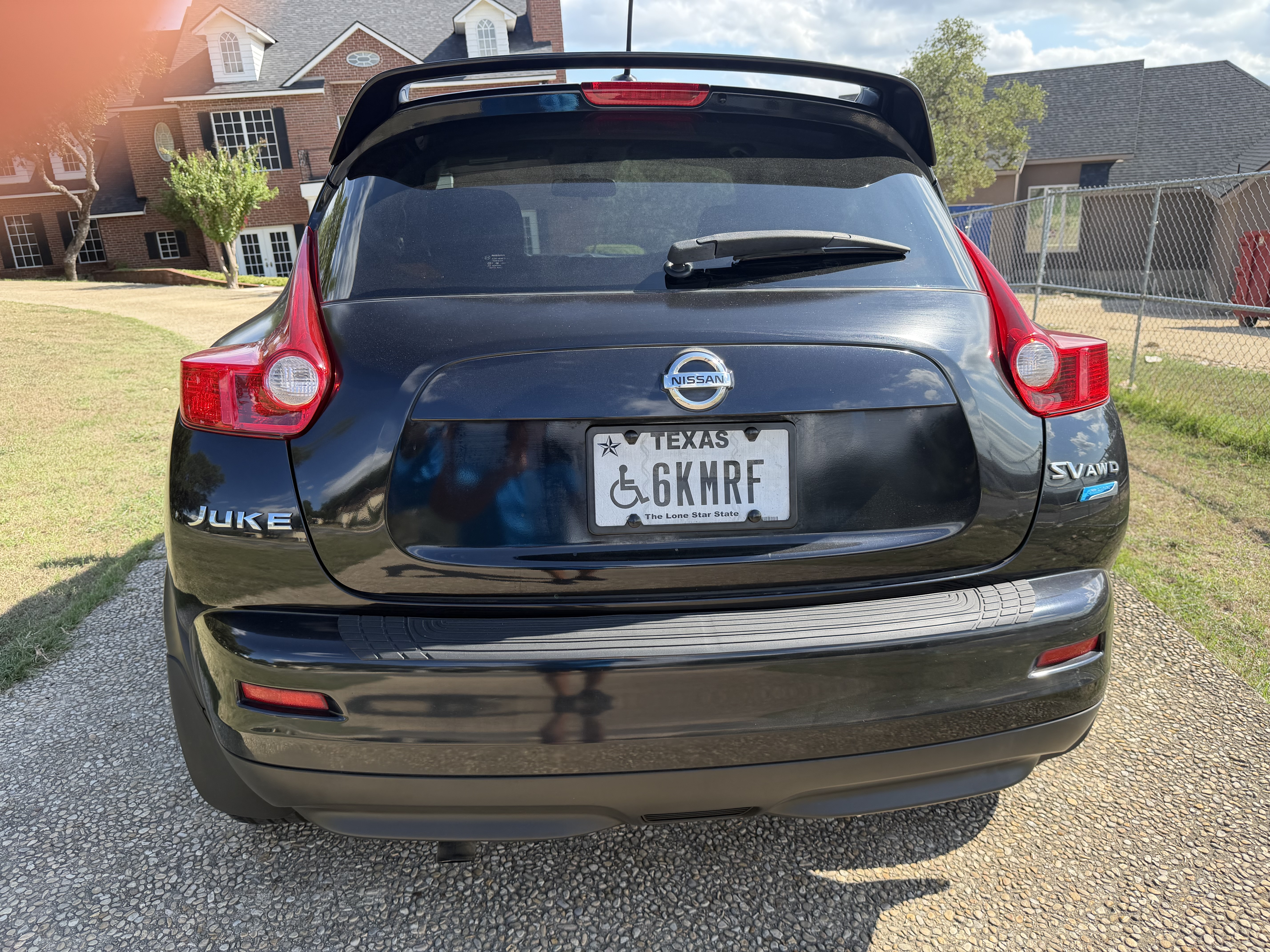 Used 2012 Nissan Juke SV AWD/4WD image 9