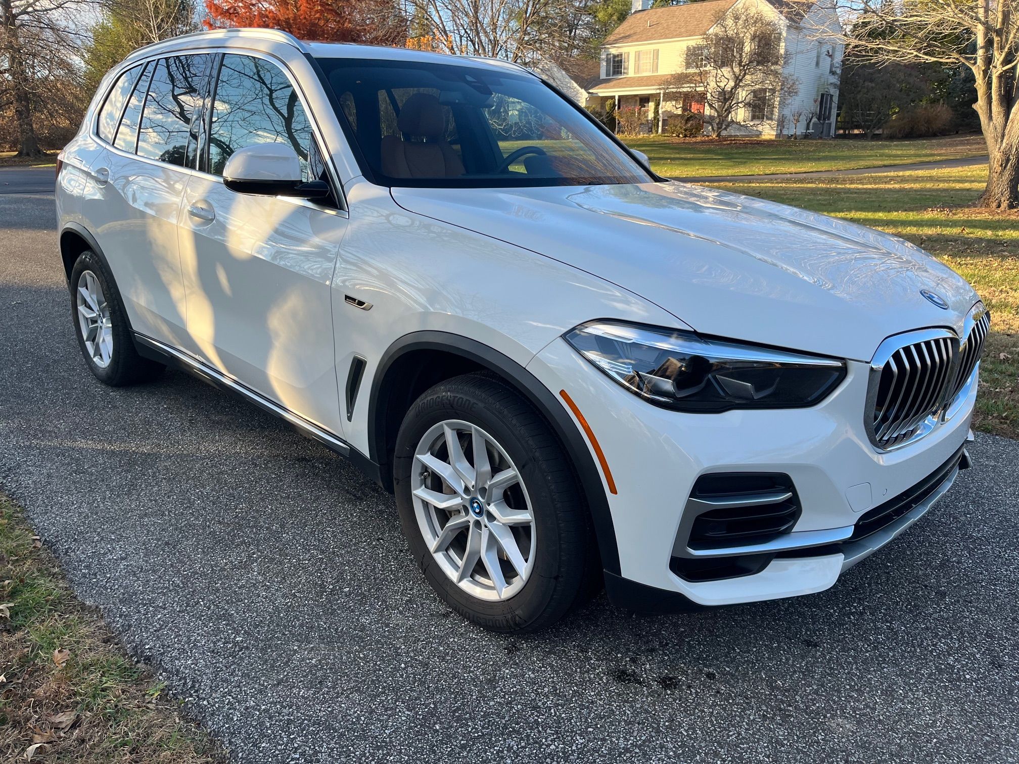 Used 2023 BMW X5 xDrive45e AWD/4WD image 1