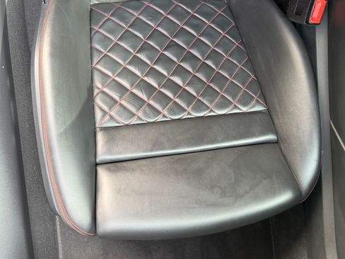 Used 2022 Audi R8 V10 w/ Carbon Exterior Package RWD image 26