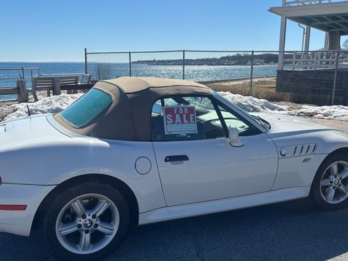 Used 2001 BMW Z3 2.5i image 8