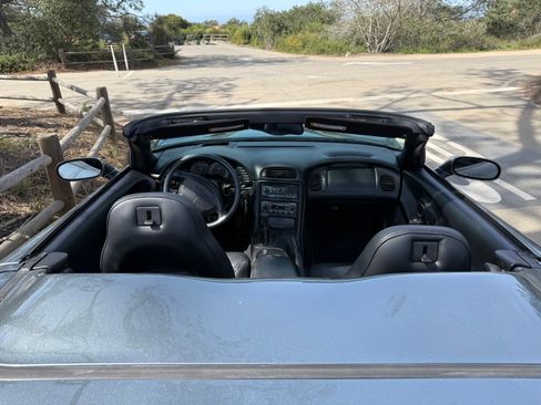 Used 2004 Chevrolet Corvette Convertible 2D w/ Preferred Equipment Group image 9