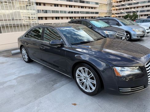 Used 2011 Audi A8 L 4.2 image 6