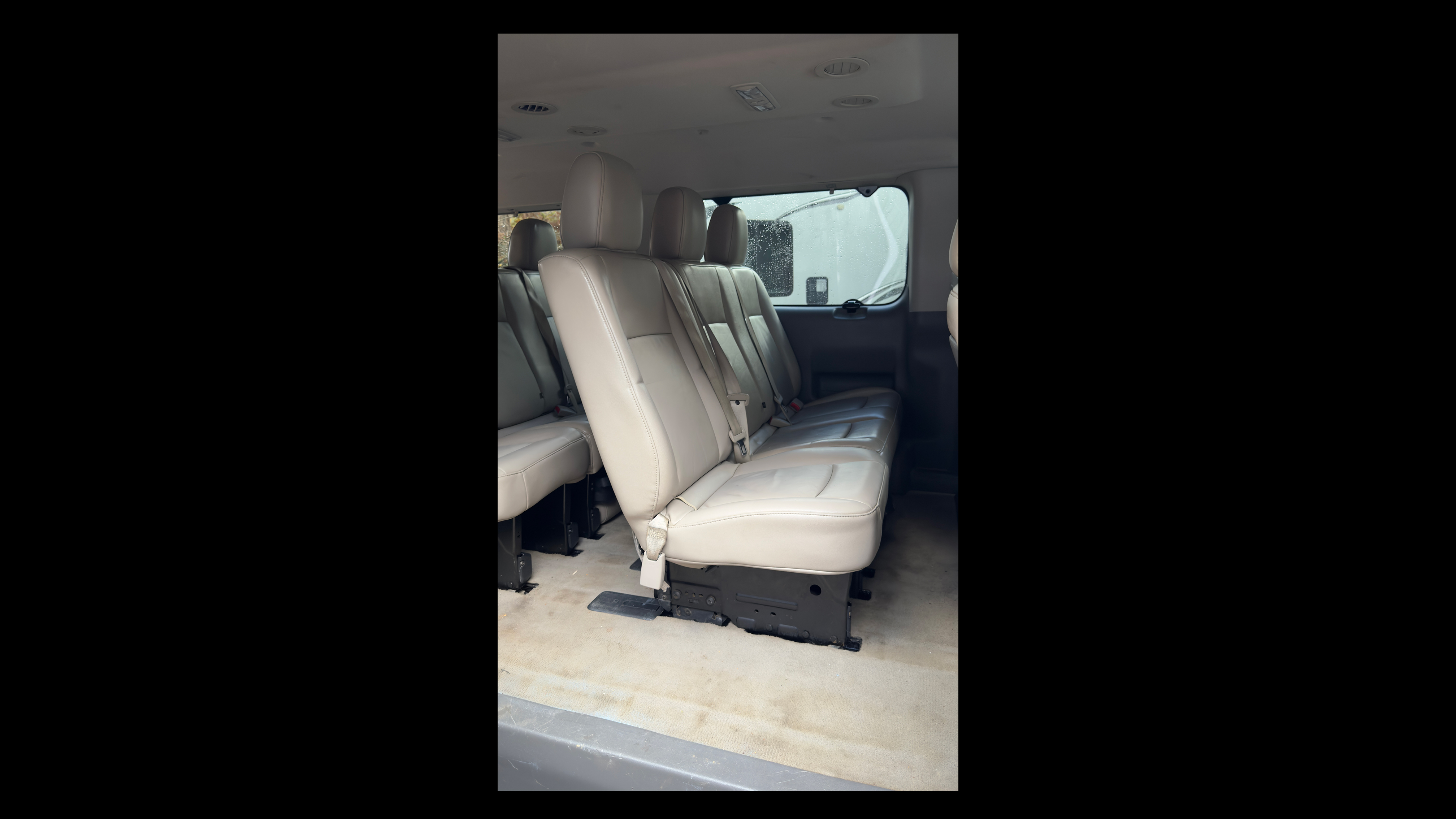Used 2019 Nissan NV 3500 SL RWD image 9