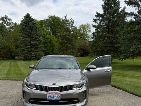 Used 2018 Kia Optima SX w/ Technology Package FWD image 14