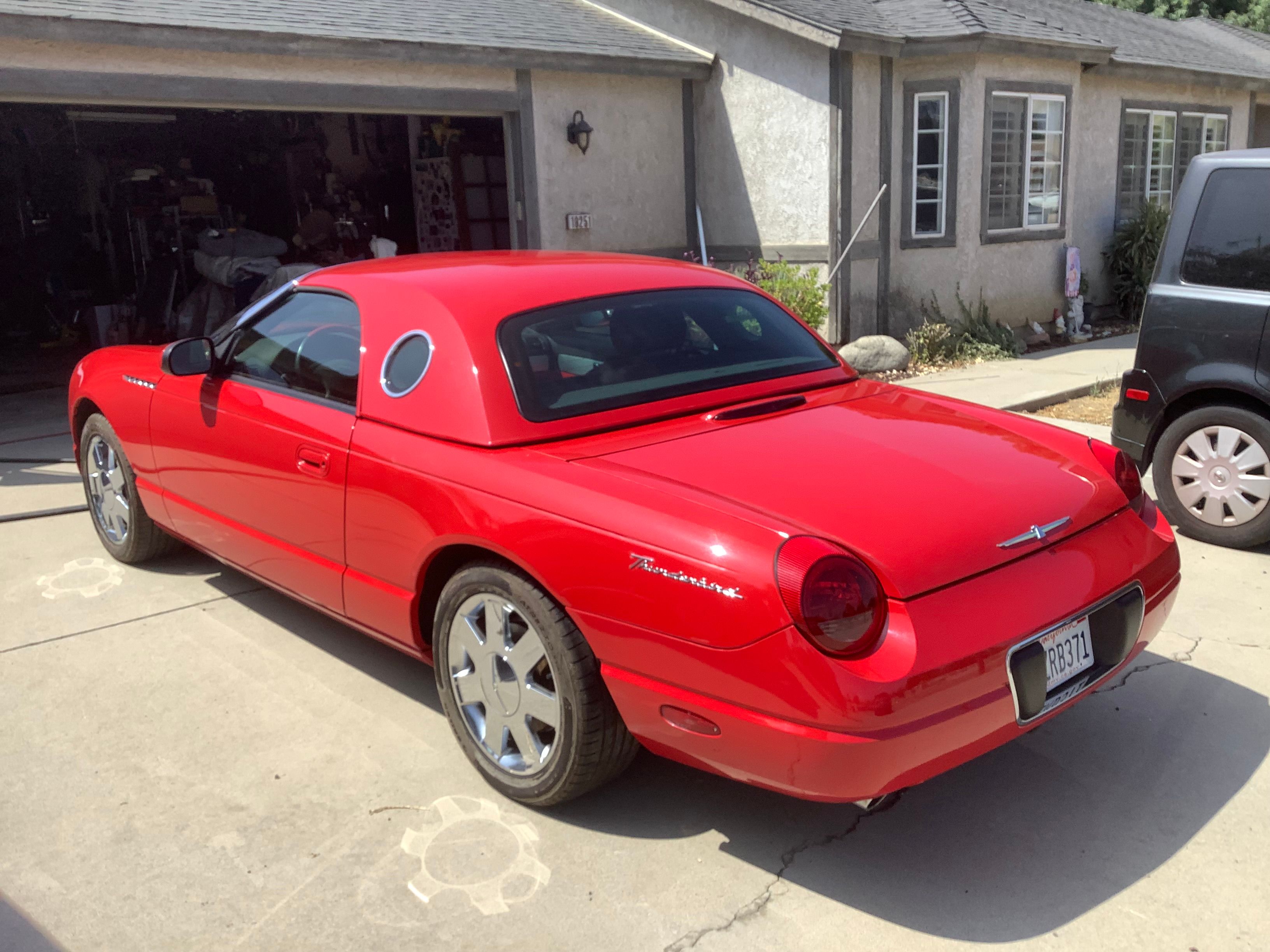 Used 2002 Ford Thunderbird RWD image 1