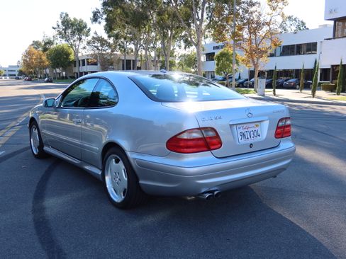 Used 2002 Mercedes-Benz CLK 55 AMG Coupe image 18
