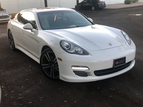 Used 2012 Porsche Panamera image 1
