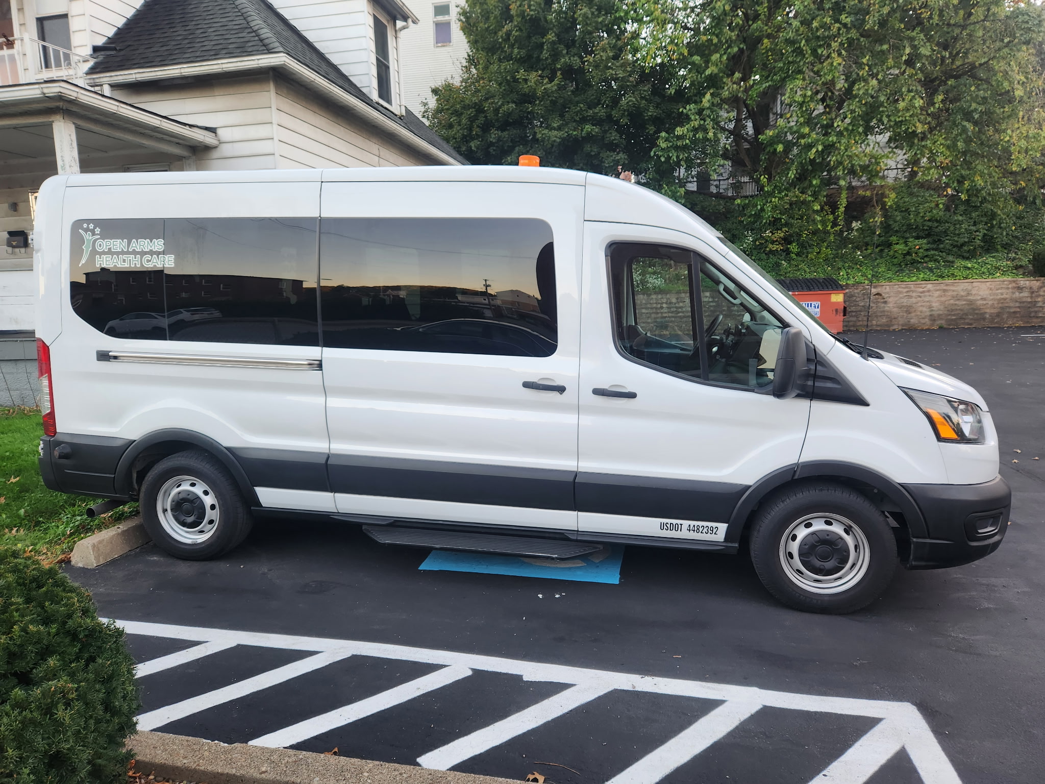 Used 2020 Ford Transit 350 XL RWD image 2