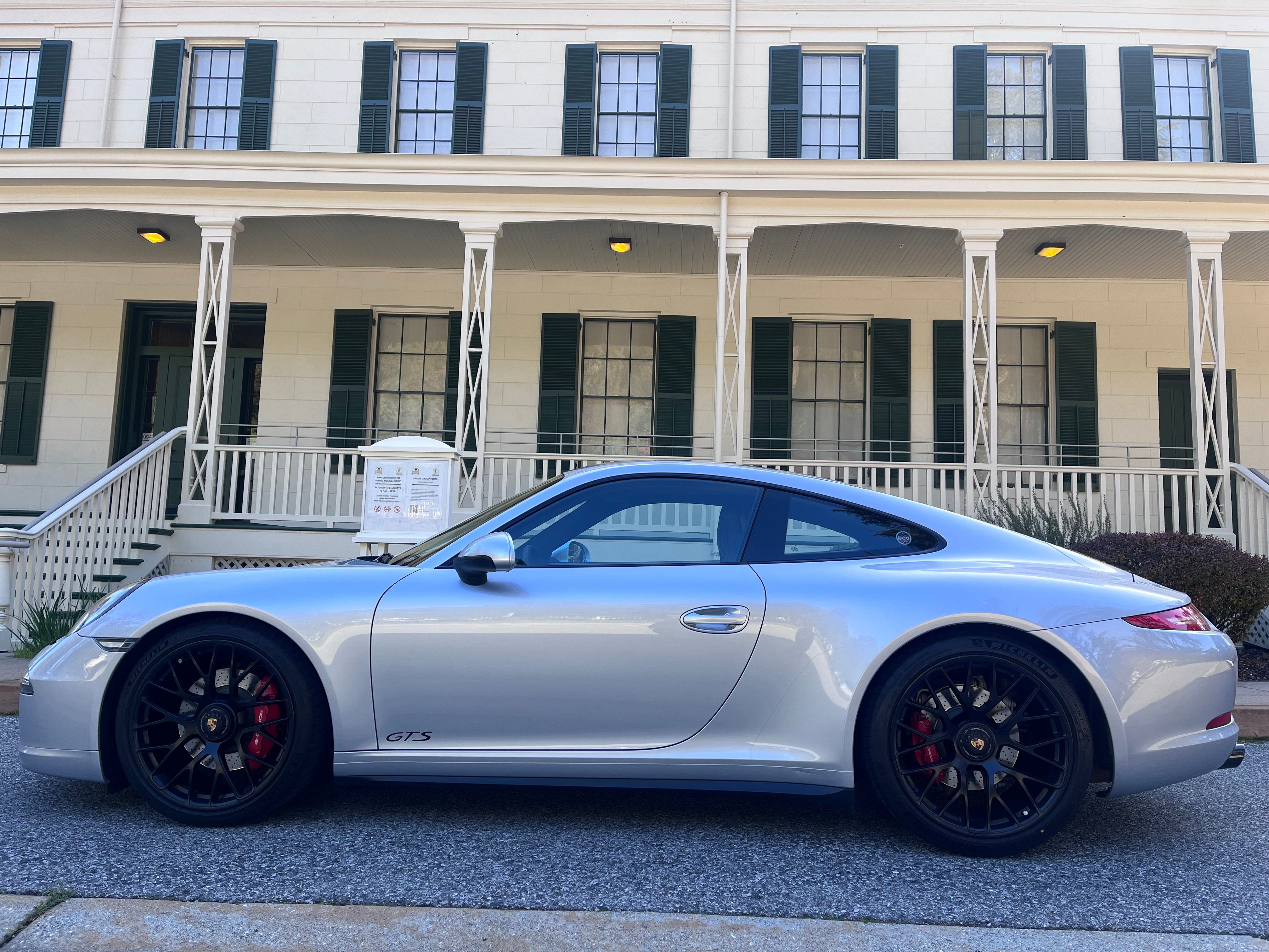 Used 2015 Porsche 911 Carrera S image 10