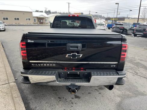 Used 2019 Chevrolet Silverado 3500 LTZ w/ Duramax Plus Package image 12