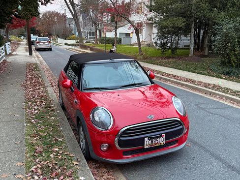 Used 2019 MINI Cooper Convertible image 4