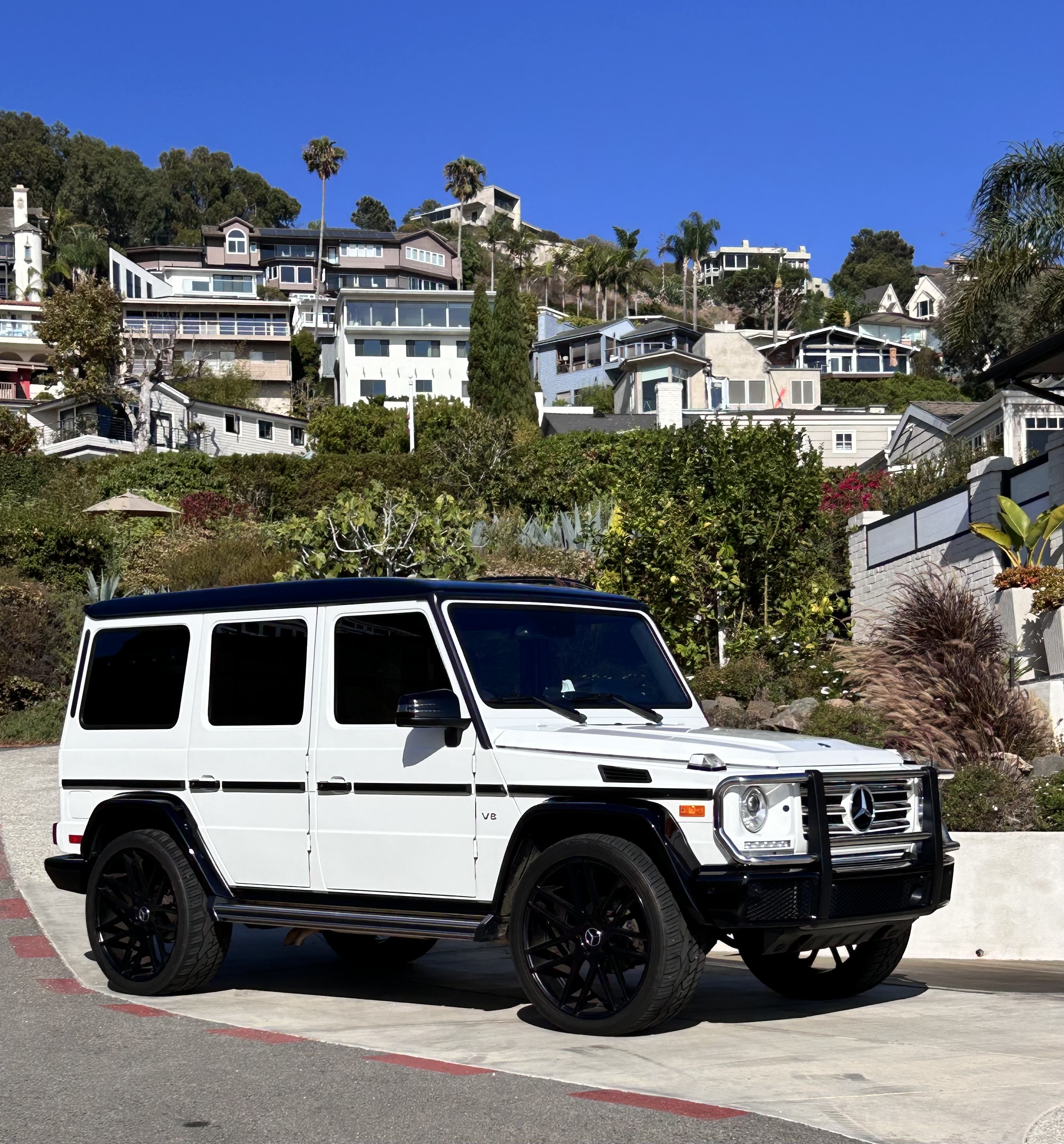 Used 2017 Mercedes-Benz G 550 image 2
