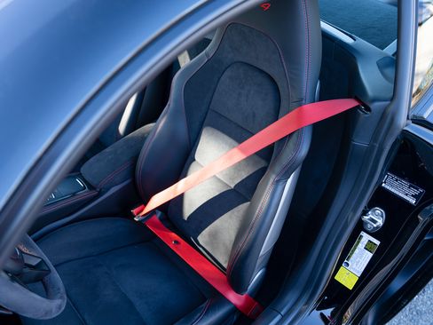 Used 2021 Porsche 718 Cayman GT4 image 22