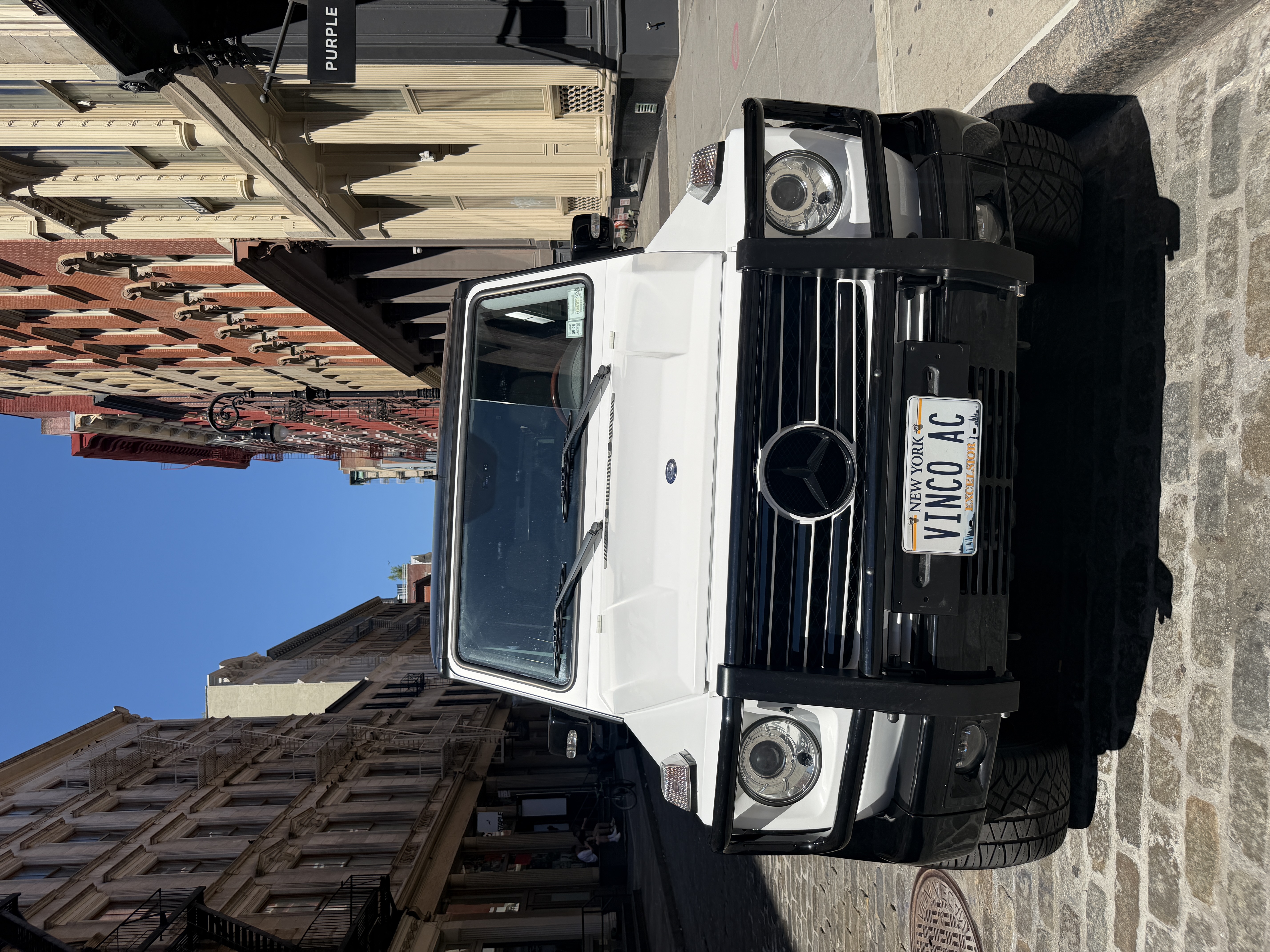 Used 2011 Mercedes-Benz G 550 image 2