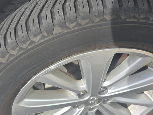 Used 2013 Toyota Highlander Limited image 15