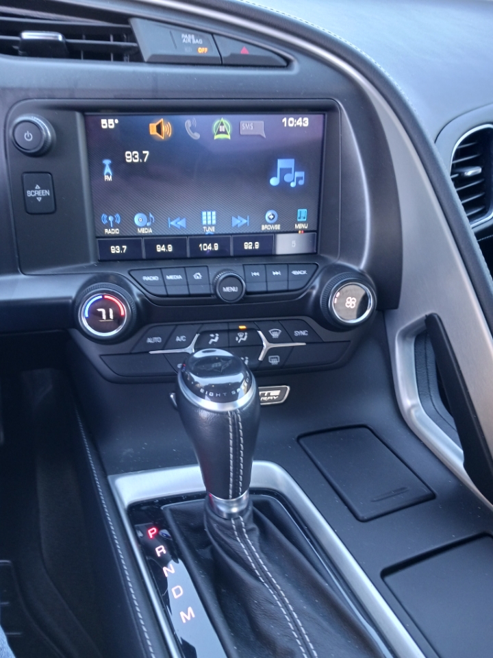 Used 2017 Chevrolet Corvette Stingray Coupe w/ 1LT RWD image 16