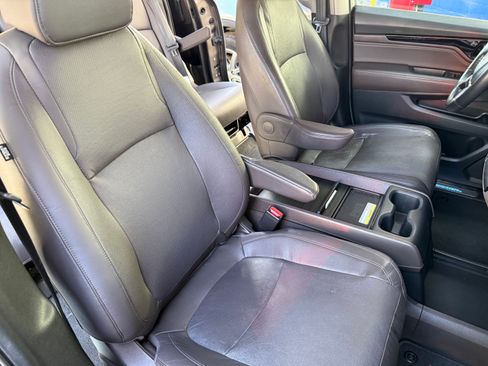 Used 2018 Honda Odyssey Elite image 20