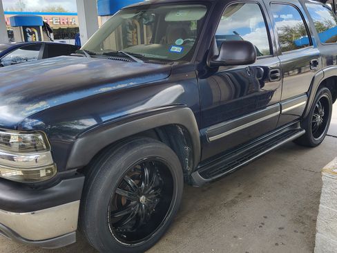 Used 2004 Chevrolet Tahoe LS w/ Cargo Package image 20