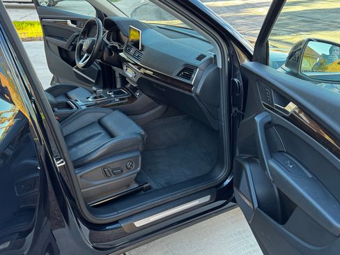 Used 2018 Audi Q5 2.0T Premium Plus image 11