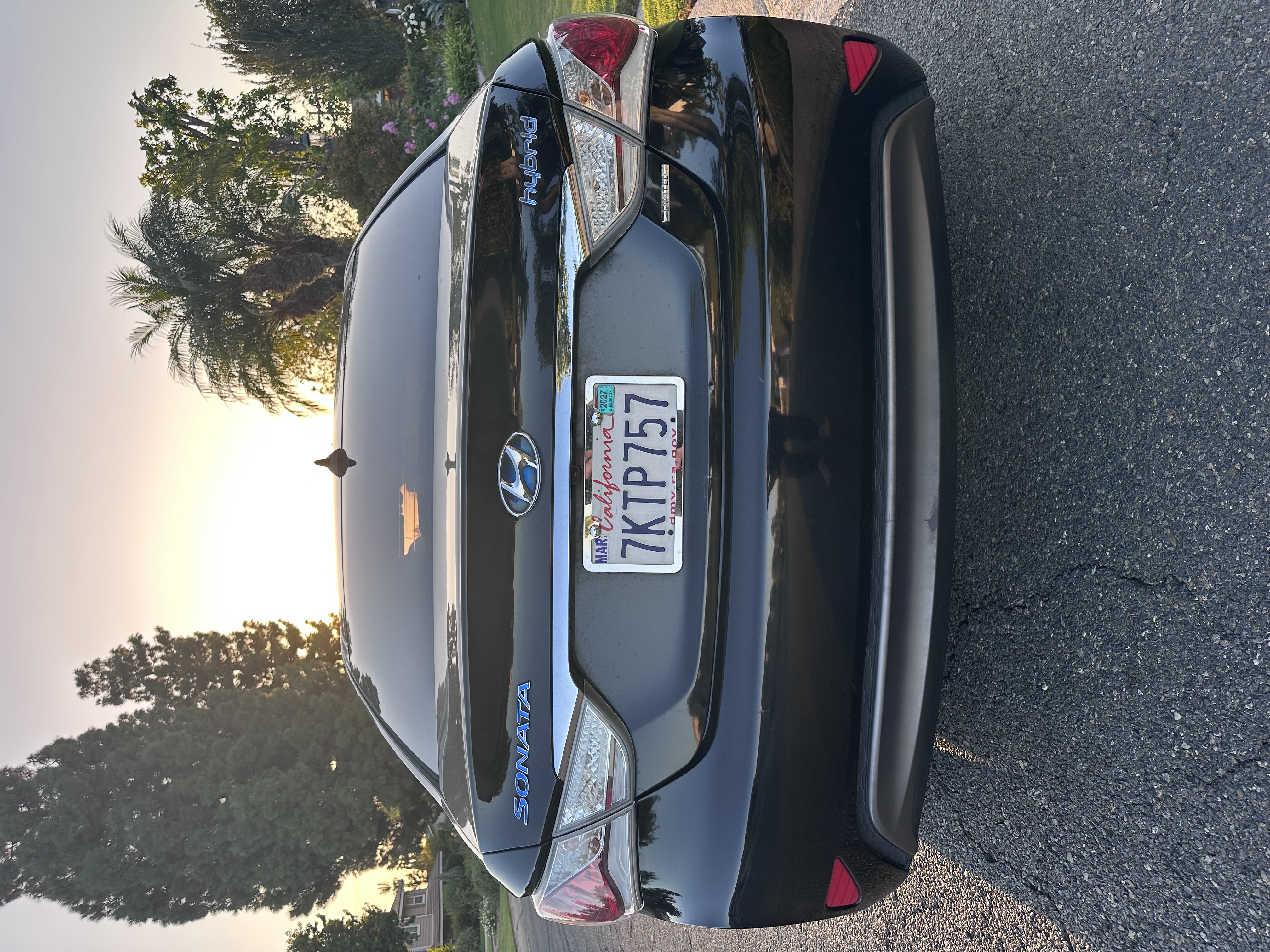 Used 2015 Hyundai Sonata Limited w/ Option Group 02 FWD image 6