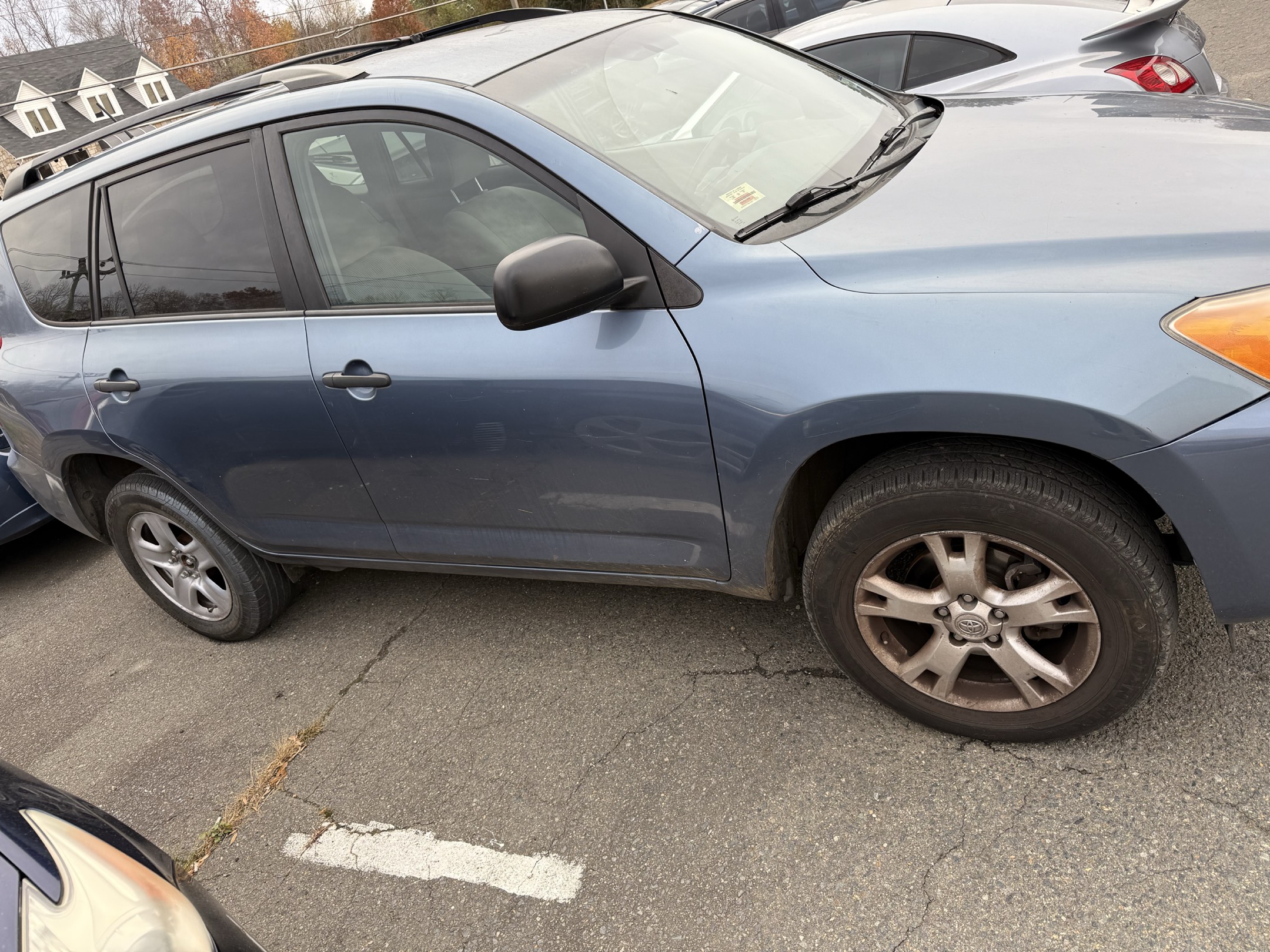 Used 2012 Toyota RAV4 4WD V6 w/ Tow Prep Pkg image 2