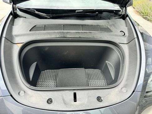 Used 2022 Tesla Model Y Performance AWD/4WD image 15