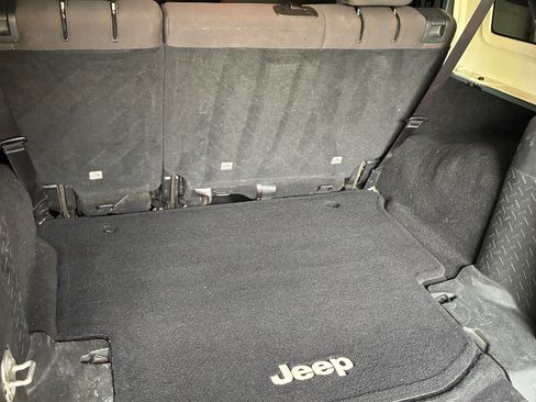 Used 2015 Jeep Wrangler Unlimited Sport w/ Quick Order Package 24S image 9