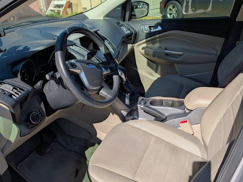 Used 2015 Ford Escape SE w/ Equipment Group 201A image 14