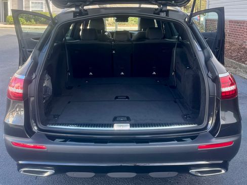 Used 2021 Mercedes-Benz E 450 4MATIC All-Terrain Wagon image 24
