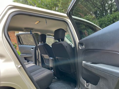 Used 2013 GMC Terrain SLE image 15