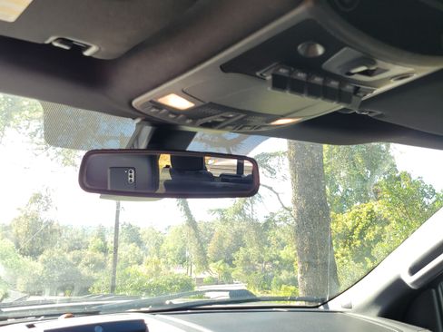 Used 2018 Ford F150 Raptor w/ Equipment Group 802A Luxury image 16