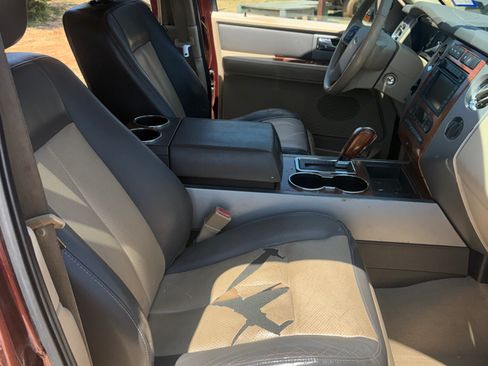 Used 2007 Ford Expedition Eddie Bauer AWD/4WD image 13