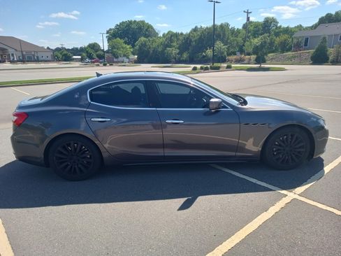 Used 2015 Maserati Ghibli image 4